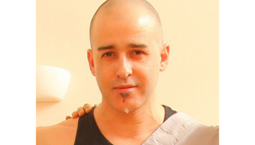 David González