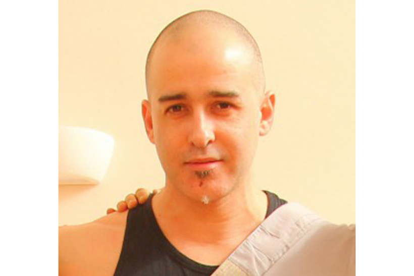 David González